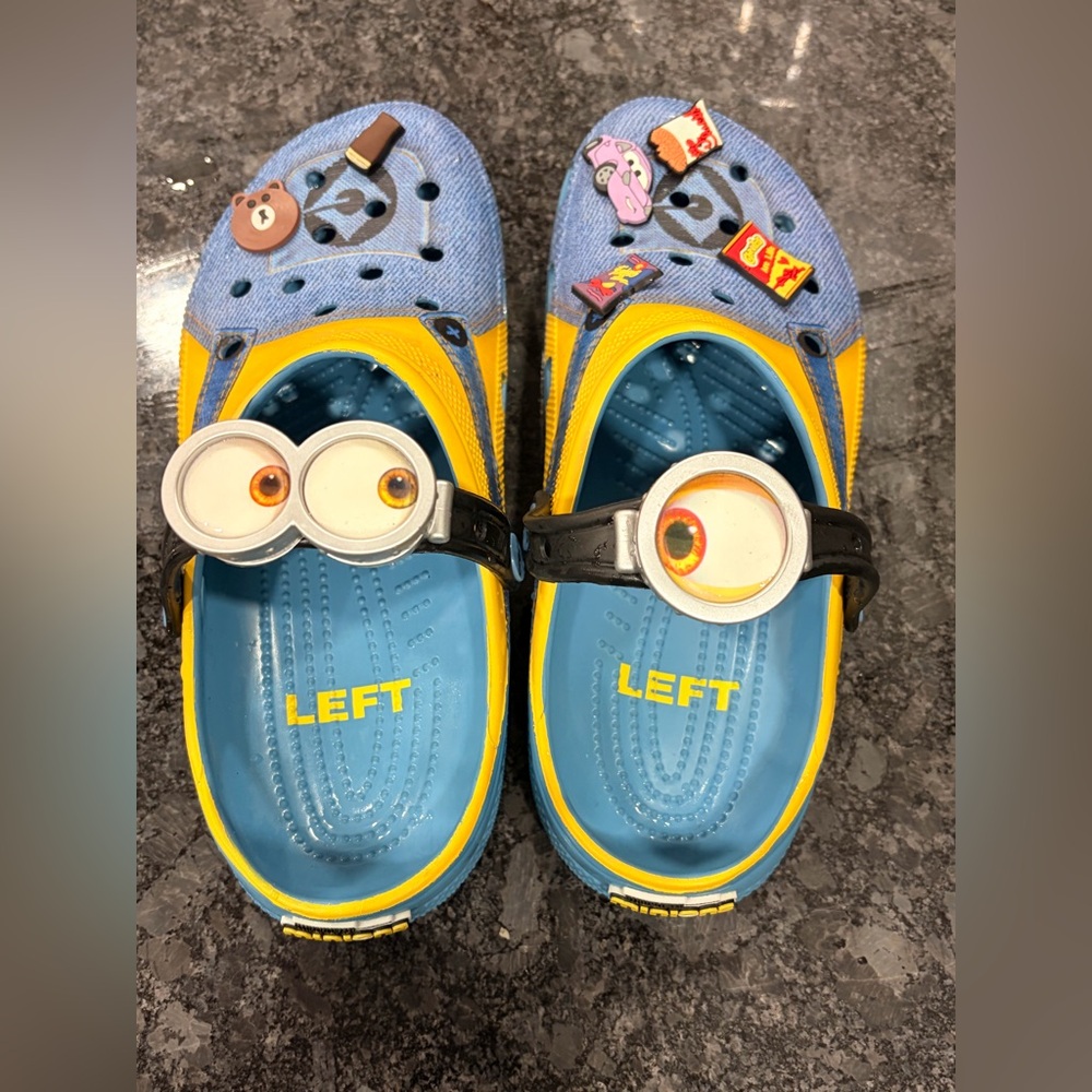 Yellow and Blue Minion Crocswith Fun Charms, adult 10/12 size - Picture 2 of 3